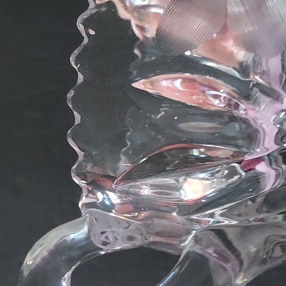 Handblown in Mold Crystal Engraved Sugar Bowl,Clear,2.5in.Hx6inW inc.handles. - Picture 6 of 9